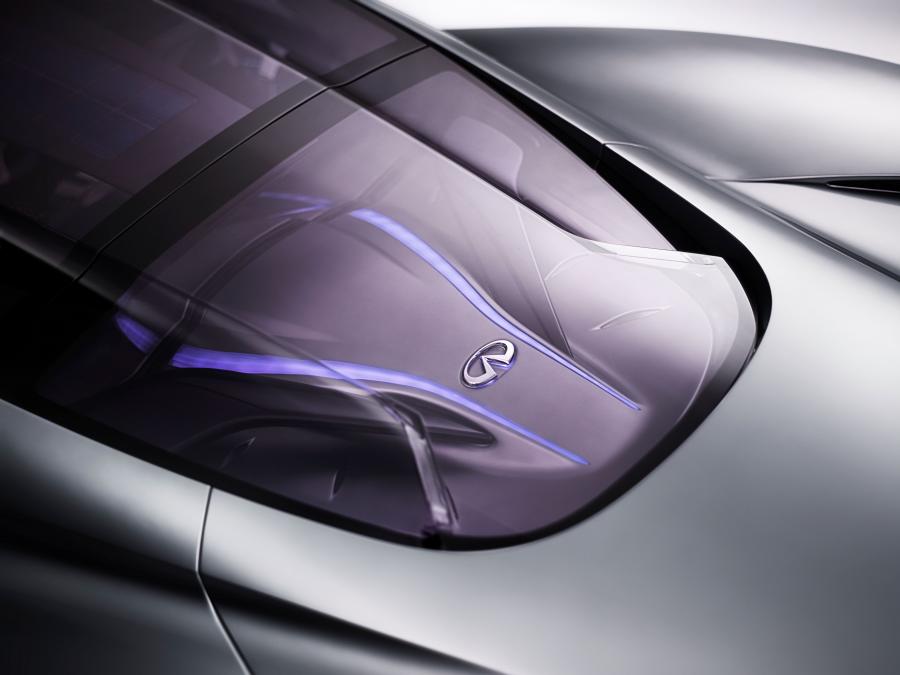  Infiniti Emerg-E Concept 2012 года  (фото 28 из 36)